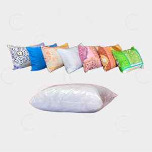 Almohadas de diversos colores y estampados